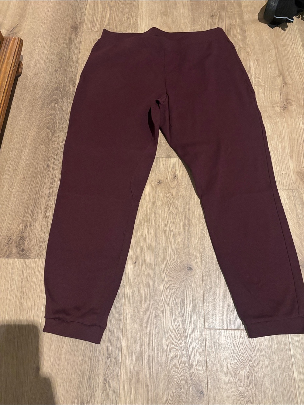 GAP Maroon Men’s sweatpants L with pockets NWOT